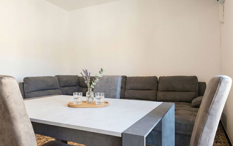 Da.do: Møbel, Udendørs Møbler, Stol, Have, Bejdse, Lawn, Hårdttræ, Skygge, Backyard