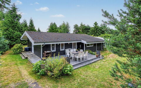 Birge - 600M from the Sea: Hus, Hjem, Tag, Sommerhus, Stuehus, Estate, Gård, Sidespor, Garden Bygninger, Veranda