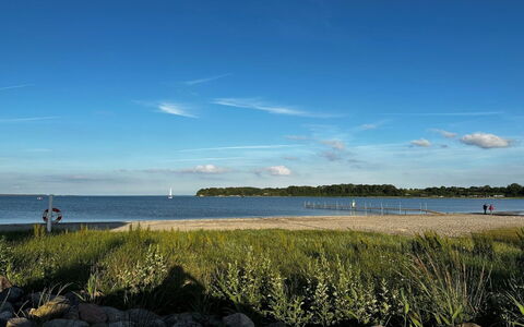 Snioulf - 800M from the Sea: Himmel, Blå, Vand, Vandressourcer, Krop Af Vand, Daytime, Horisont, Kyst, Coastal Og Oceaniske Landskabsformer, Strand