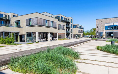 Krosse Krabbe: Boligområde, Lejlighed, Estate, Udvej, Mansion, Altan, Villa, Svømmepøl