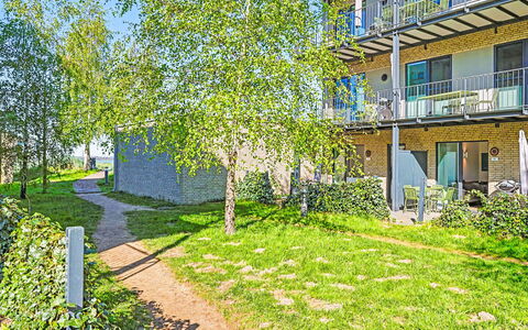 Dümmer Koje: Boligområde, Lejlighed, Estate, Udvej, Mansion, Altan, Villa, Svømmepøl
