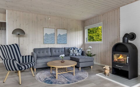 Jovana - 500M from the Sea: Boligområde, Lejlighed, Estate, Udvej, Mansion, Altan, Villa, Svømmepøl
