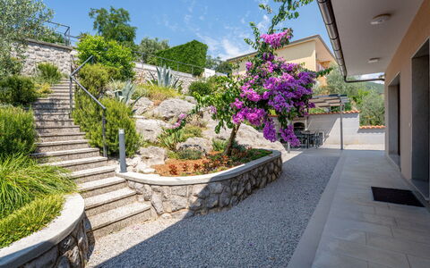 Salvia: Boligområde, Lejlighed, Estate, Udvej, Mansion, Altan, Villa, Svømmepøl