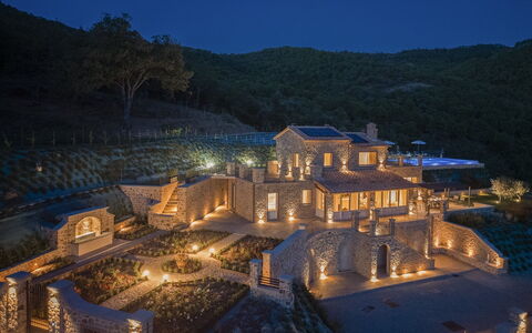 Villa Maddalena alla Guglielmesca: Arkitektur, Landskab, Estate, Mansion, Villa, Landscaping, Landsby, Hacienda, Stuehus, Bjerglandsby