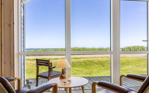 Amma - 15M from the Sea: Lejlighed, Arkitektur, Boligområde, Ejerlejlighed, Kompositmateriale, Urban Design, Altan, Blandet Brug, Skygge