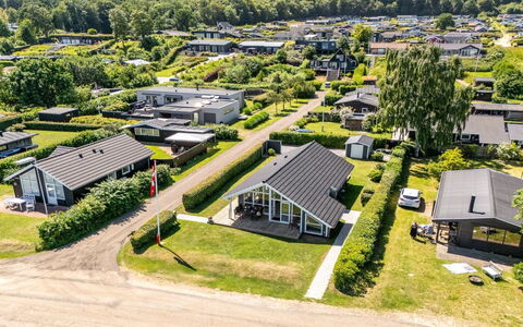 Amma - 15M from the Sea: Lejlighed, Arkitektur, Boligområde, Ejerlejlighed, Kompositmateriale, Urban Design, Altan, Blandet Brug, Skygge