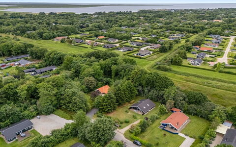 Hege - 1Km to the Fjord: Fugleperspektiv, Boligområde, Luftfotografering, Landskab, Urban Design, Forstad, Land Lot, Estate, Plantation, Landscaping