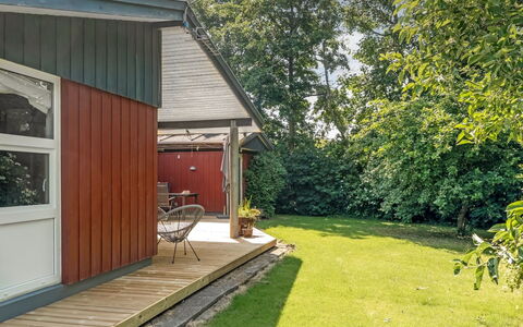 Milo - 200M to the Fjord: Busk, Have, Sommerhus, Tag, Hjem, Sidespor, Land Lot, Backyard, Bunddække, Garden Bygninger