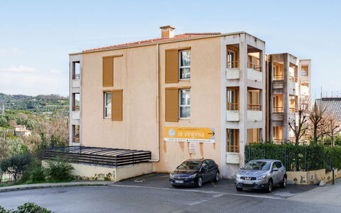 Virginia: Bygning, Væg, Vindue, Boligområde, Kvarter, Facade, Hus, Stad, Hjem, Altan