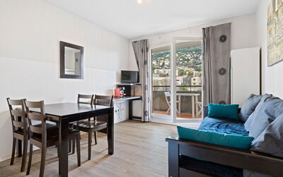 Grasse 650