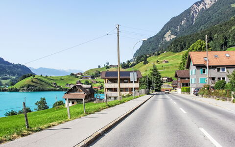 Ferienwohnung Enz: Bakke, Highland, Landskab, Hill Station, Bjergkæde, Dal, Highway, Kam, Alps