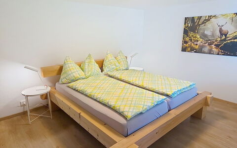 Ferienwohnung Enzian: Træ, Indretning, Gulvbelægning, Møbel, Soveværelse, Hårdttræ, Bejdse, Seng, Trægulve, Bed Frame