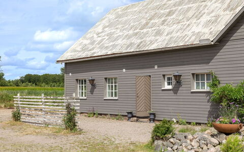 Onsjö: Møbel, Køkken & Spisebord, Stol, Etage, Hav, Altan, Ocean, Udvej, Eco Hotel, Spisestue