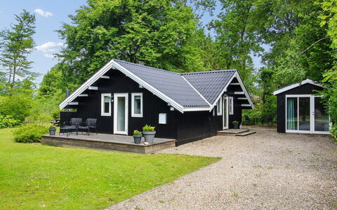 Maini - 30Km from the Sea: Hjem, Hus, Tag, Sommerhus, Estate, Have, Stuehus, Landscaping, Sidespor, Lawn