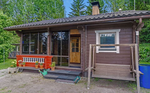 Whispering Woods: Træ, Hus, Sommerhus, Dør, Veranda, Sidespor, Hjem, Garden Bygninger, Bjælkehytte, Skur