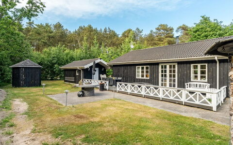 Alivia - 500M from the Sea: Sommerhus, Hus, Hjem, Tag, Garden Bygninger, Estate, Sidespor, Gård, Bjælkehytte, Have