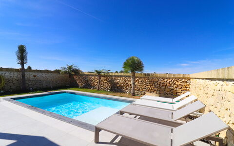 Villa Ginevra Luxury Otranto: Blå, Svømmepøl, Kompositmateriale, Udvej, Udendørs Møbler, Hotel, Villa, Flise, Eco Hotel, Ferieby