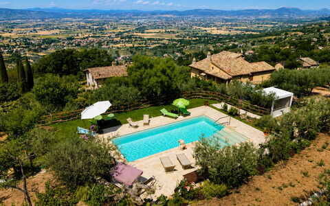 Il Paradiso tra Gli Ulivi: Svømmepøl, Udvej, Estate, Hacienda, Eco Hotel, Villa, Landscaping, Stuehus, Thermae, Paraply