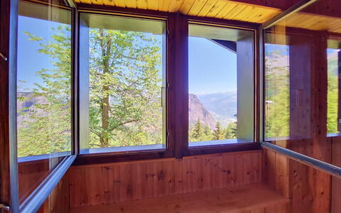 Le Mayen D'Ovronnaz: Træ, Hårdttræ, Bejdse, Glas, Planke, Dagslys, Eco Hotel, Krydsfiner, Altan, Klarlak