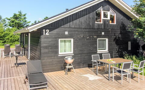 Ruka - 600M from the Sea: Træ, Planke, Hårdttræ, Sommerhus, Dæk, Sidespor, Bejdse, Skygge, Trægulve, Veranda