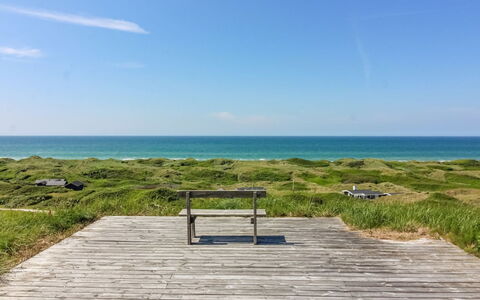 Ajvi - 250M from the Sea: Lejlighed, Ejerlejlighed, Blandet Brug, Hotel, Altan