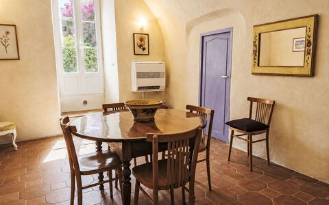 Casa Memmi Mouriès: Lejlighed, Ejerlejlighed, Blandet Brug, Hotel, Altan
