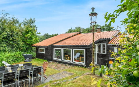 Unto - 6Km from the Sea: Hjem, Hus, Busk, Sommerhus, Tag, Estate, Stuehus, Have, Gård, Landscaping