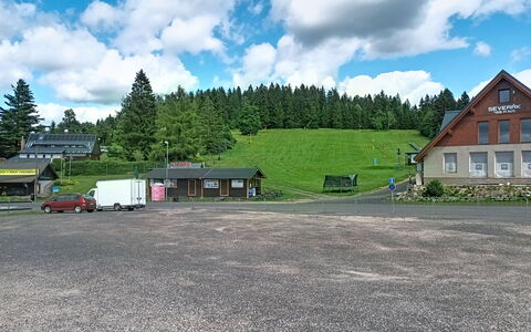 Arnika: Blå, Boligområde, Lejlighed, Ejerlejlighed, Udvej, Altan, Estate, Lawn, Svømmepøl, Hotel