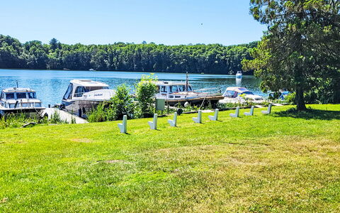 Am Schwarzen See: Blå, Boligområde, Lejlighed, Ejerlejlighed, Udvej, Altan, Estate, Lawn, Svømmepøl, Hotel