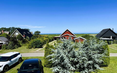 Rosalie - 150M from the Sea: Blå, Boligområde, Lejlighed, Ejerlejlighed, Udvej, Altan, Estate, Lawn, Svømmepøl, Hotel