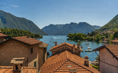 Next Comacina, Lago di Como: Bjergrige Landskabsformer, Bjerg, Vand, Krop Af Vand, Båd, Bakke, Vandfartøjer, Bjergkæde, Highland, Hus