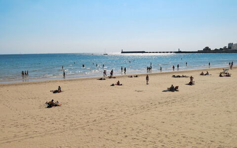 Confort, Piscine et Plage: Strand, Krop Af Vand, Naturligt Miljø, Kyst, Hav, Sommer, Ferie, Kyst, Fritid, Sand