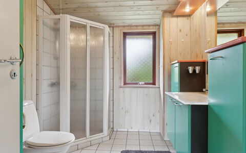 Christiern - 600M from the Sea: Møbel, Indretning, Stol, Udendørs Møbler, Naturmateriale, Skygge, Udendørs Bord, Design, Restaurant, Køkken & Spisebord