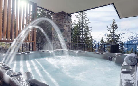 La Rosière 620: Møbel, Stol, Udvej, Svømmepøl, Lærk, Vinter, Hotel, Jacuzzi