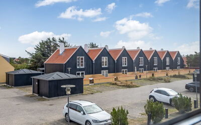 Ehlin - 900M from the Sea