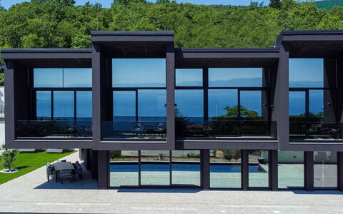 Black Imperium: Skygge, Altan, Design, Mansion, Villa, Eco Hotel, Udvej, Dagslys