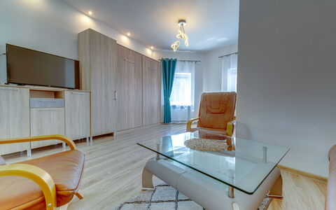 Gliwice 100: Boligområde, Bakke, Hus, Hjem, Udvej, Bjergkæde, Eco Hotel, Hill Station, Estate, Villa