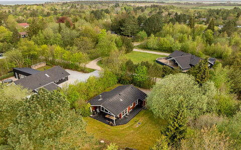 Marjanna - 700M to the Fjord: Landskab, Landdistrikt, Estate, Forstad, Landscaping, Fugleperspektiv, Plantation, Luftfotografering, Stuehus