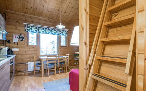 Lähikaltio 317, As. Karpalo: Træ, Gulvbelægning, Hjem, Etage, Bejdse, Trægulve, Bjælkehytte, Hårdttræ, Sommerhus, Planke