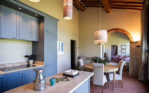 Casa Faraona: Møbel, Indretning, Loft, Gulvbelægning, Køkken, Belysning, Stol, Cabinetry, Etage, Countertop