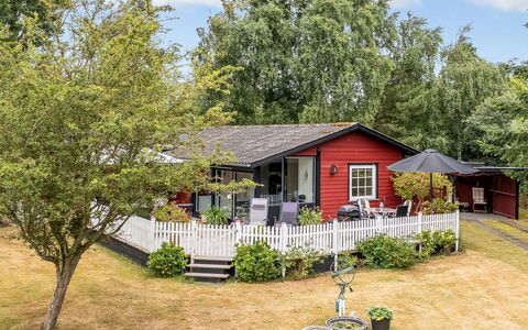 Aiske - 700M from the Sea: Bygning, Hus, Hjem, Busk, Tag, Sommerhus, Boligområde, Land Lot, Have