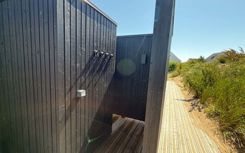Selvi - 500M from the Sea: Træ, Planke, Hårdttræ, Kompositmateriale, Bejdse, Trægulve, Krydsfiner, Dæk, Boardwalk, Tømmer