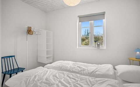 Selvi - 500M from the Sea: Soveværelse, Loft, Indretning, Etage, Gulvbelægning, Seng, Sengetøj, Sengetøj, Værelse, Bed Frame