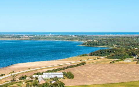 Eeske - 4Km from the Sea: Blå, Vand, Krop Af Vand, Vandressourcer, Horisont, Kyst, Coastal Og Oceaniske Landskabsformer, Naturlige Landskab, Vandvej, Landskab