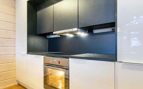 Kuhmoinen 642: Gulvbelægning, Træ, Indretning, Køkken, Køkken Apparat, Cabinetry, Countertop, Etage, Større Bandage, Loft