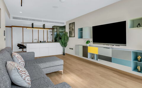 Stratford Loft: Busk, Have, Boligområde, Plantesamfund, Land Lot, Bunddække, Landscaping, Backyard, Gård