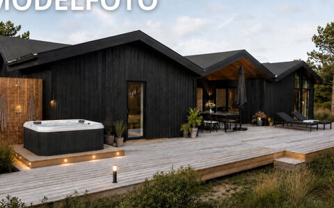 Henri - 700M from the Sea: Træ, Tag, Sommerhus, Sidespor, Hjem, Dør, Garden Bygninger, Naturmateriale, Hårdttræ, Skygge