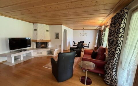 Lenk 755: Møbel, Indretning, Gulvbelægning, Etage, Træ, Loft, Couch, Værelse, Stue, Trægulve