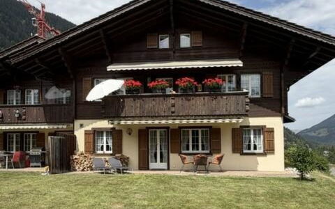 Sonnhalde 9 Eg: Sommerhus, Estate, Design, Altan