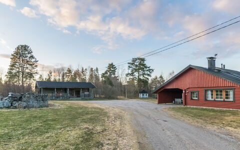 Laukaa 605: Træ, Hus, Hjem, Tag, Sommerhus, Land Lot, Almindeligt, Landdistrikt, Menneskelig Bosættelse, Lade